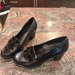 Jones New York Shiny Black Women's Loafers excellent condition 🖤